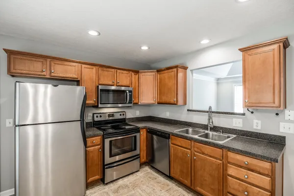 $2,200 | 1314 Goshentown Road, Hendersonville, TN 37075