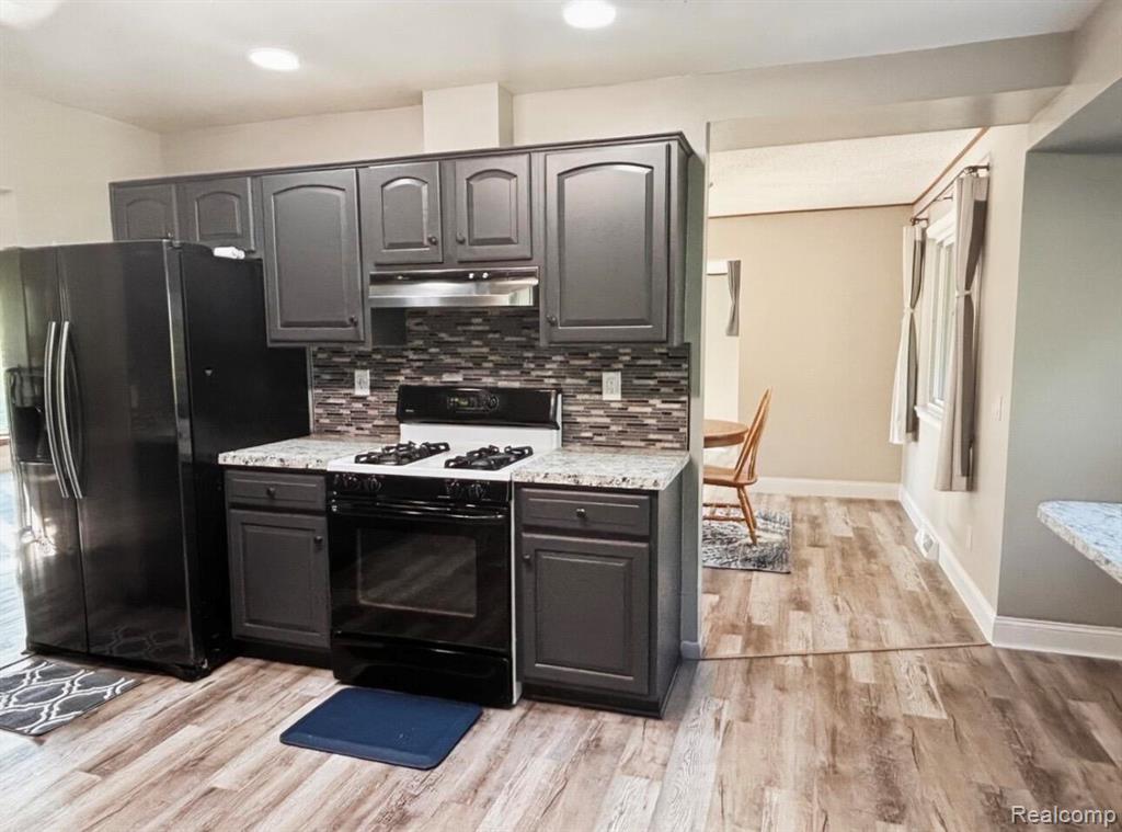 3835 North Graham Road Freeland, MI 48623 - Photo 9 of 30