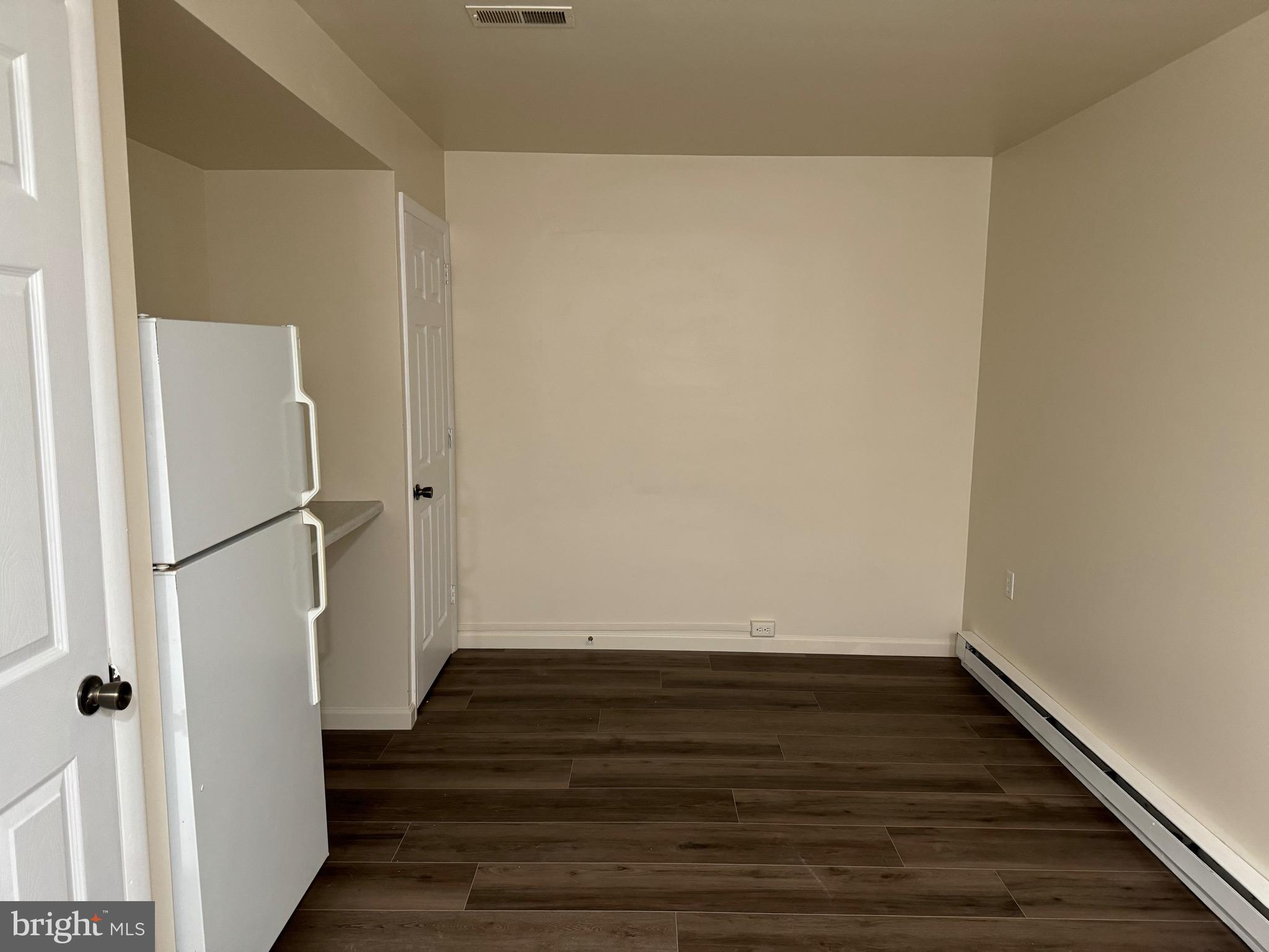 20 Black Horse Road, Unit 5 Paradise, PA 17562 - Photo 4 of 7 a view of wooden floor