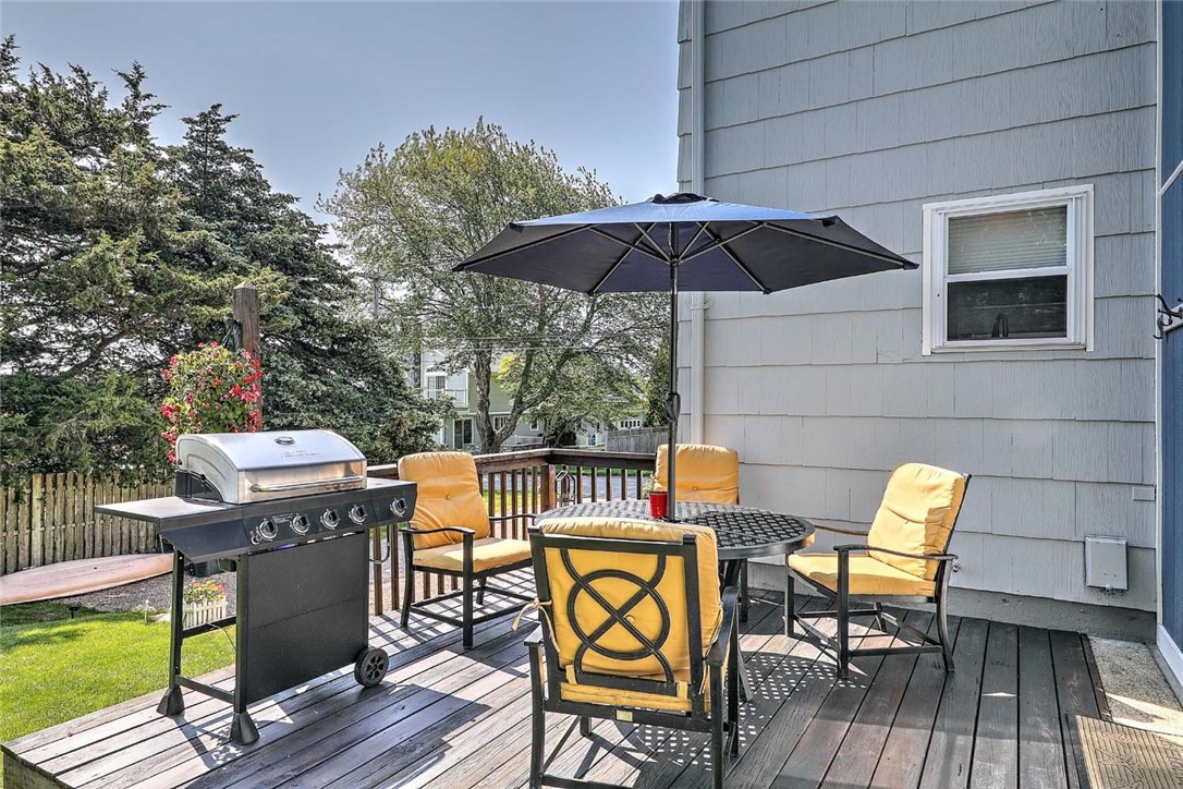 56 King Philip Road Narragansett, RI 02882 - Photo 35 of 41