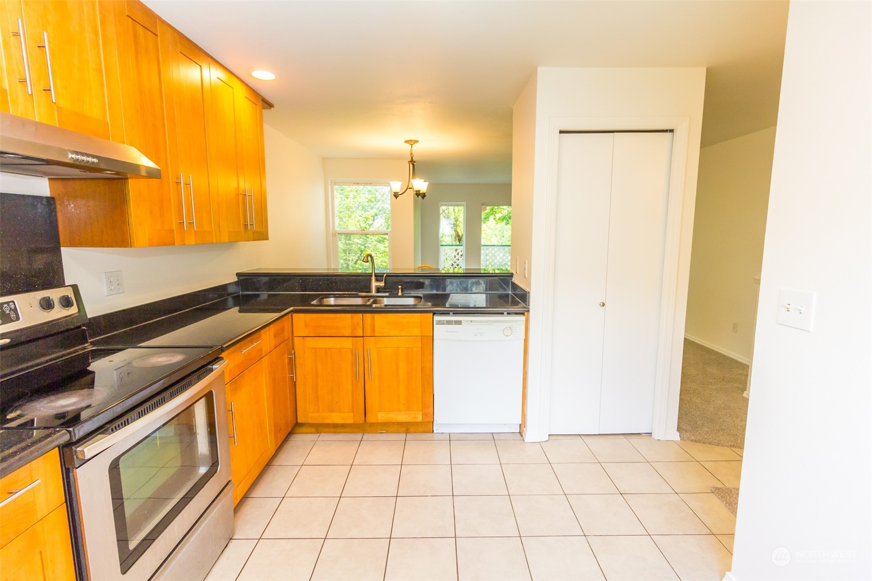 833 Southwest Sunset Boulevard, Unit H40 Renton, WA 98057 - Photo 12 of 20 Gallery Image 12