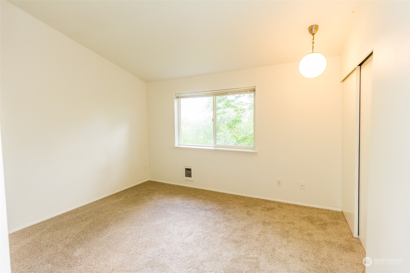 833 Southwest Sunset Boulevard, Unit H40 Renton, WA 98057 - Photo 14 of 20 Gallery Image 14