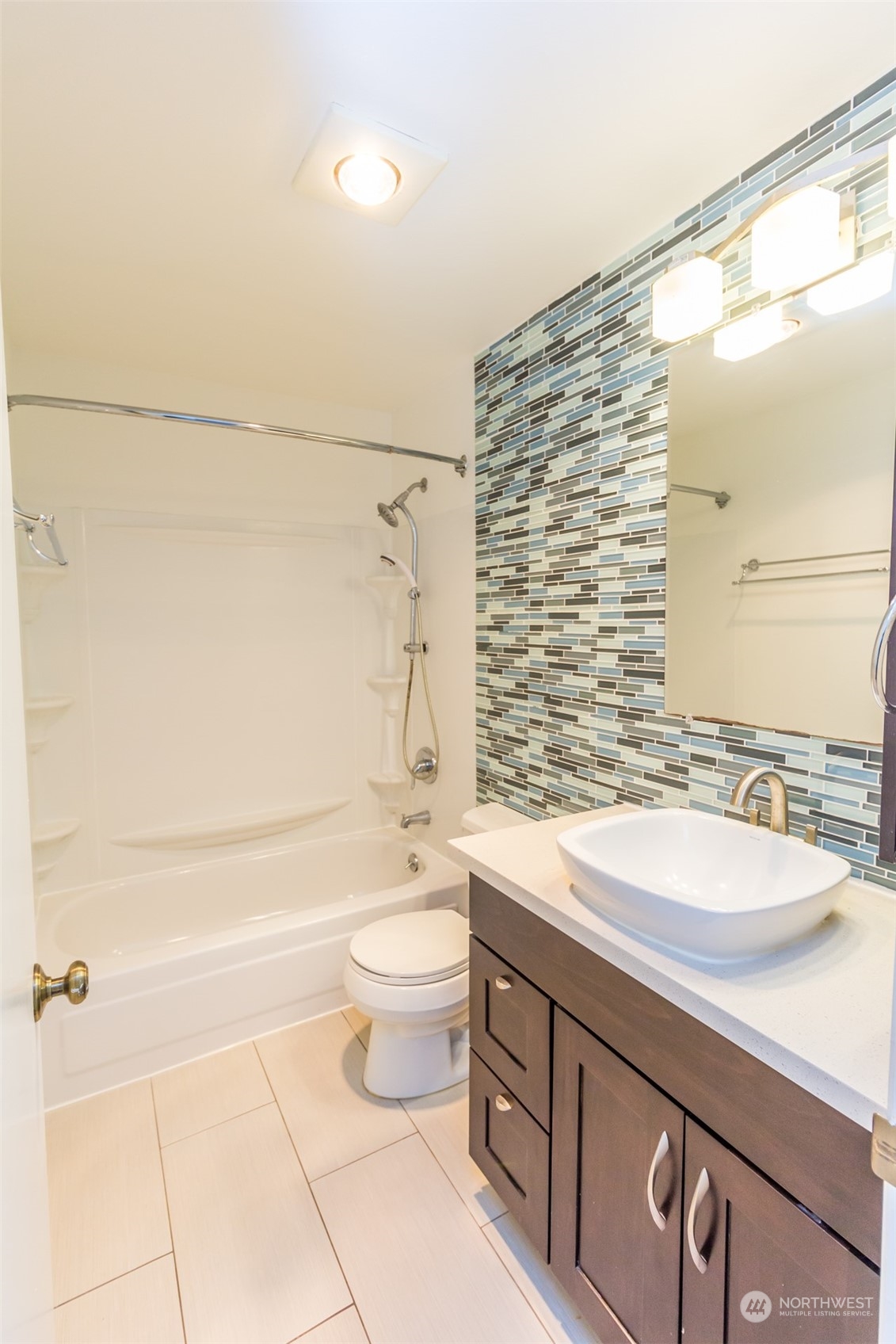 833 Southwest Sunset Boulevard, Unit H40 Renton, WA 98057 - Photo 18 of 20 Gallery Image 18