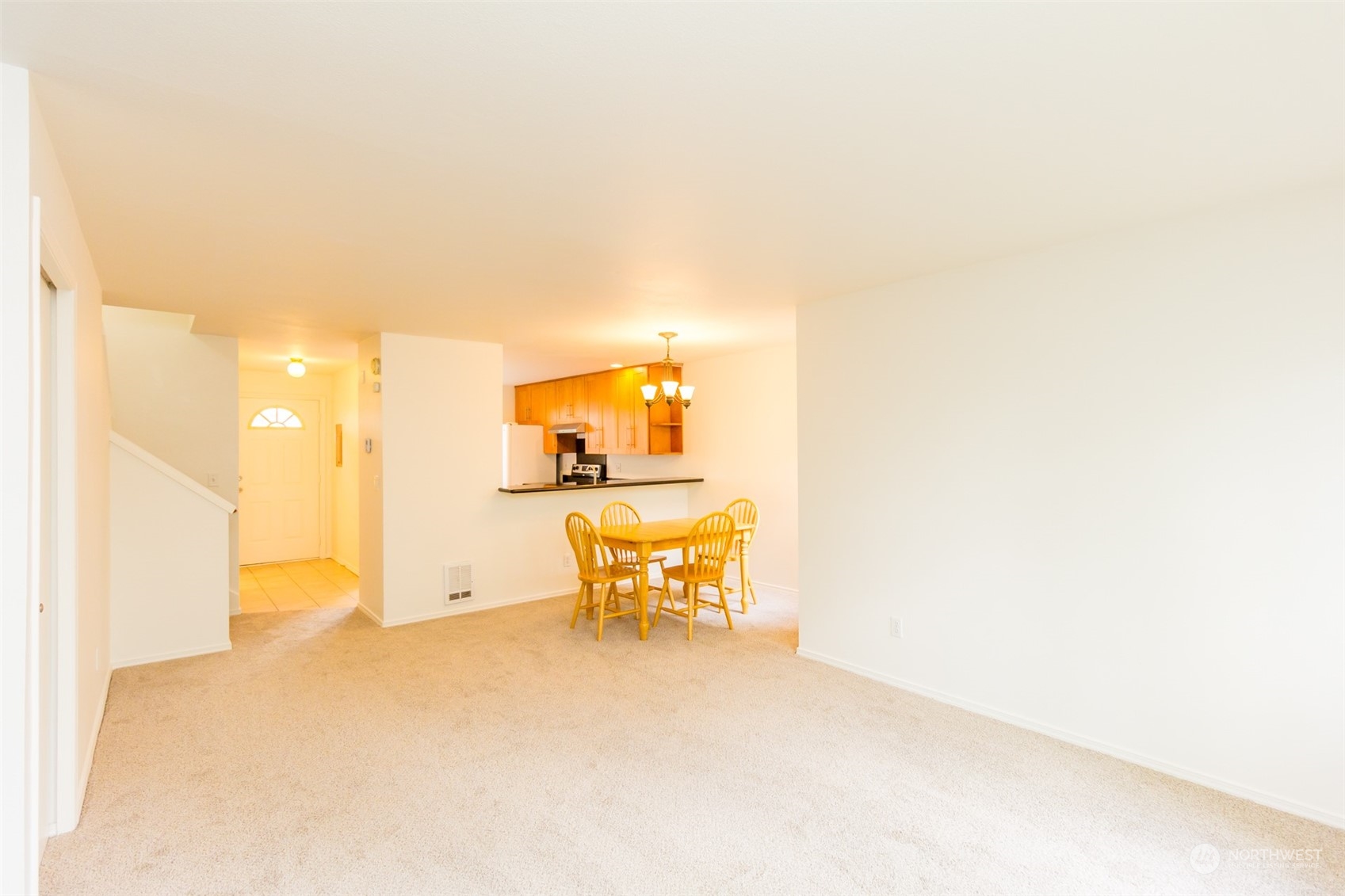 833 Southwest Sunset Boulevard, Unit H40 Renton, WA 98057 - Photo 4 of 20 Gallery Image 4