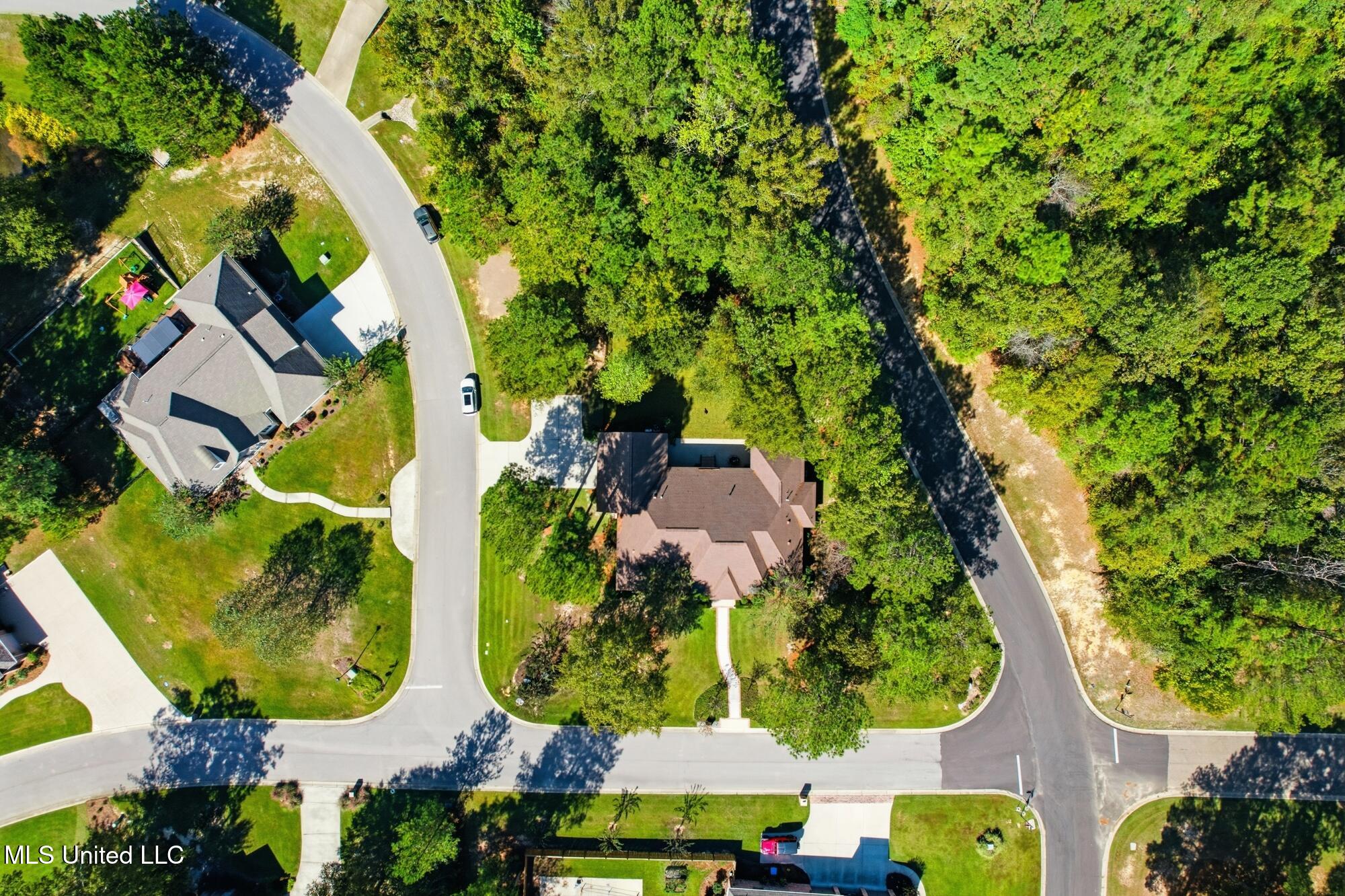 2 Pin Oak Point Petal, MS 39465 - Photo 5 of 52 dji_0005
