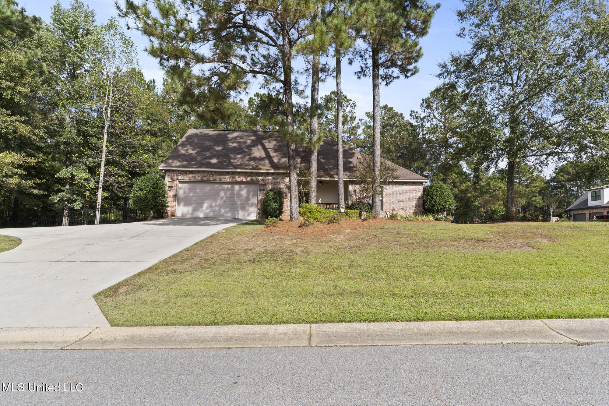 2 Pin Oak Point Petal, MS 39465 - Photo 51 of 52 ghubphoto_065