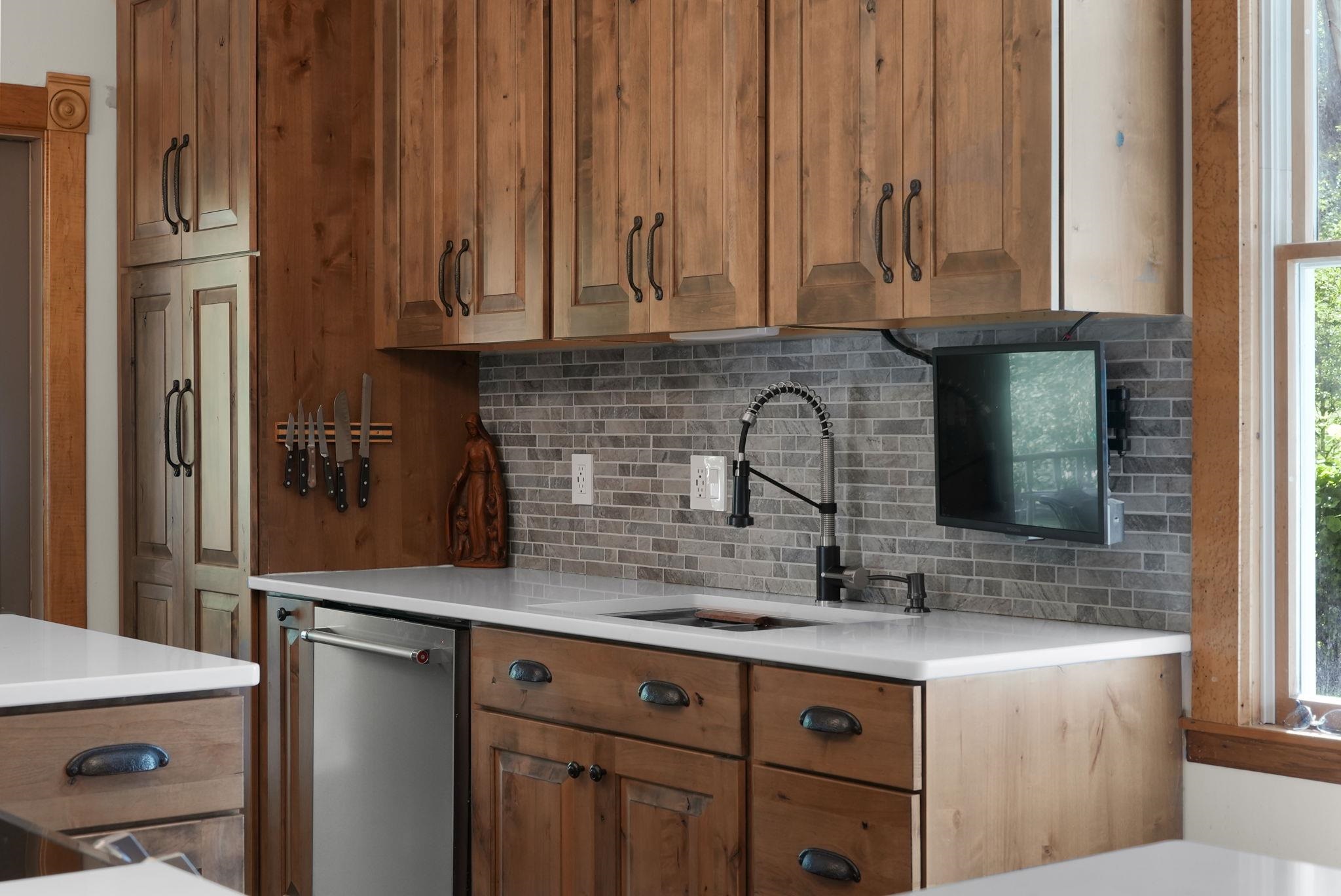 1056 Smith Road Traverse City, MI 49696 - Photo 9 of 81