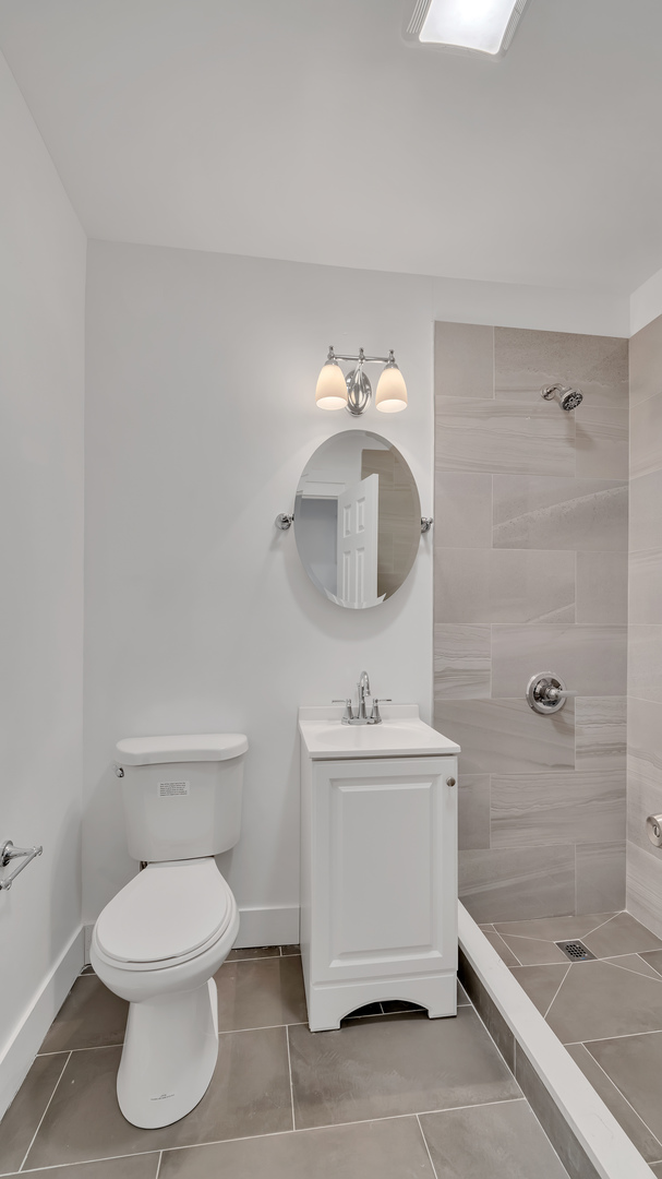 2539 North Ridgeway Avenue Chicago, IL 60647 - Photo 9 of 31 Gallery Image 9