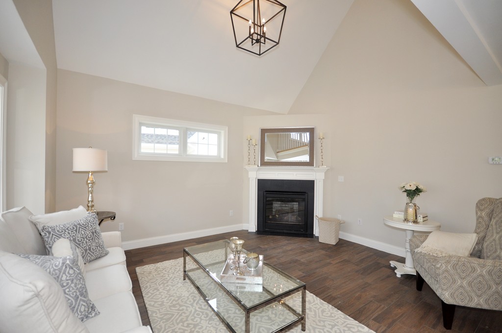 5 Cheevers Path, Unit 5 Bedford, MA 01730 - Photo 15 of 20 Gallery Image 15