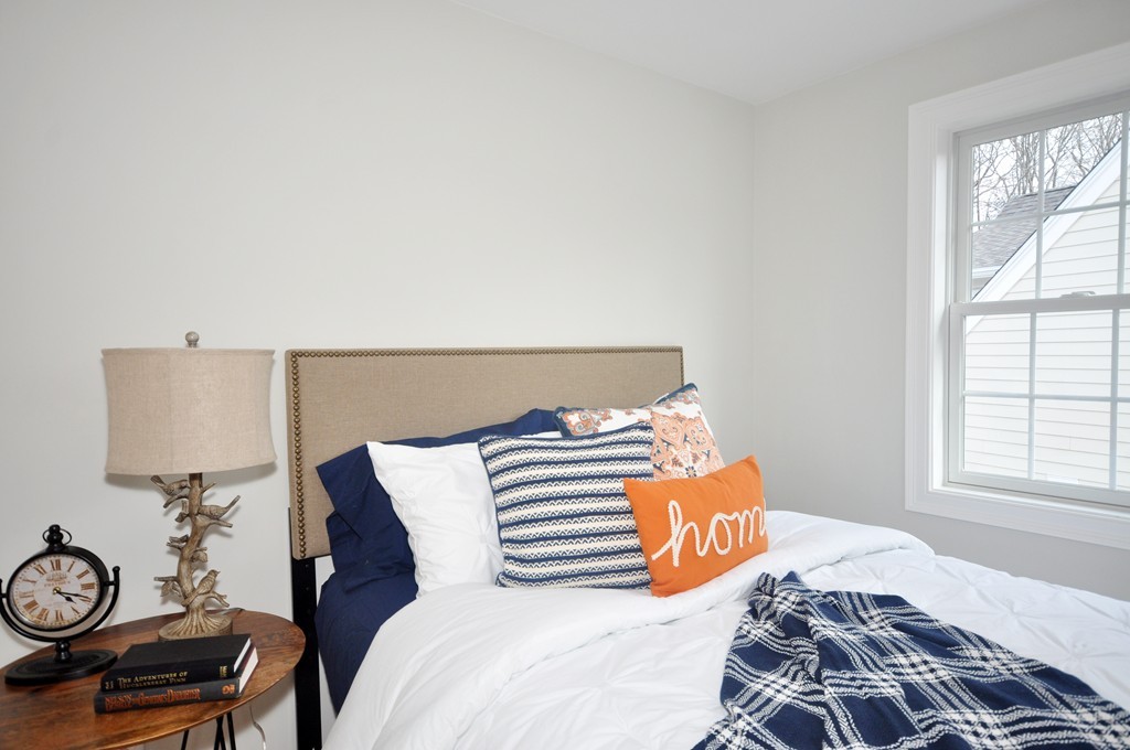 5 Cheevers Path, Unit 5 Bedford, MA 01730 - Photo 6 of 20 Gallery Image 6
