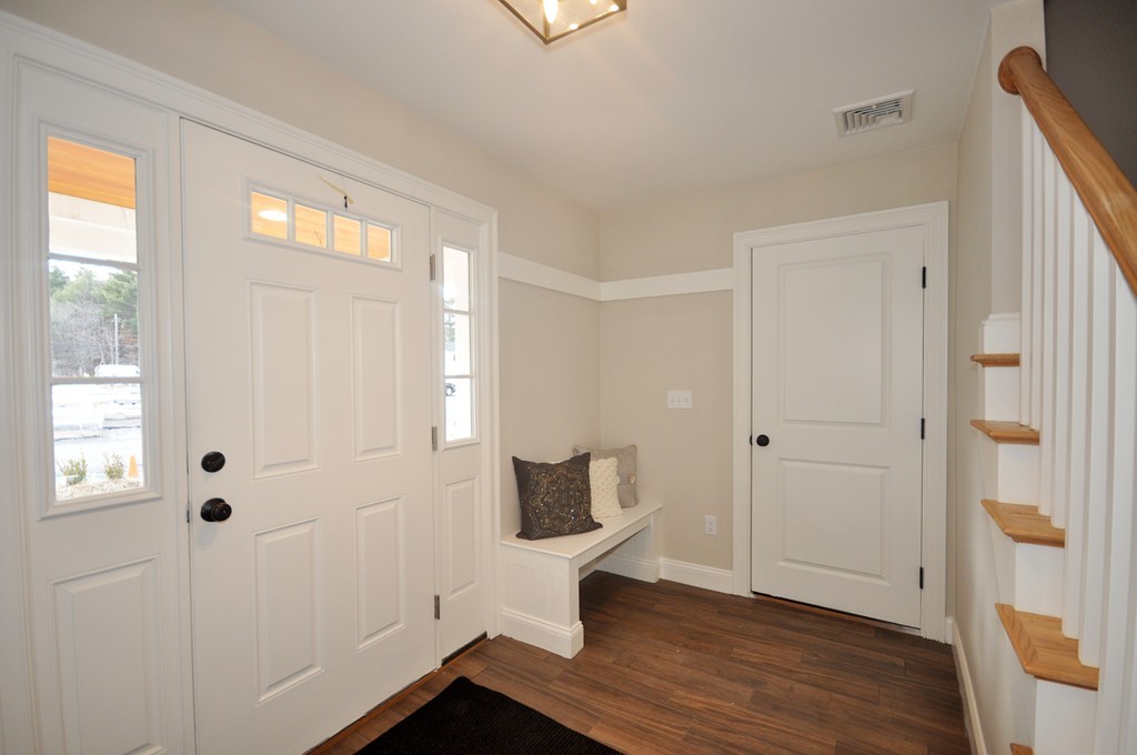 5 Cheevers Path, Unit 5 Bedford, MA 01730 - Photo 8 of 20 Gallery Image 8
