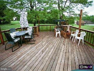 5407 Lorane Road Reading, PA 19606 - Photo 3 of 6 Gallery Image 3