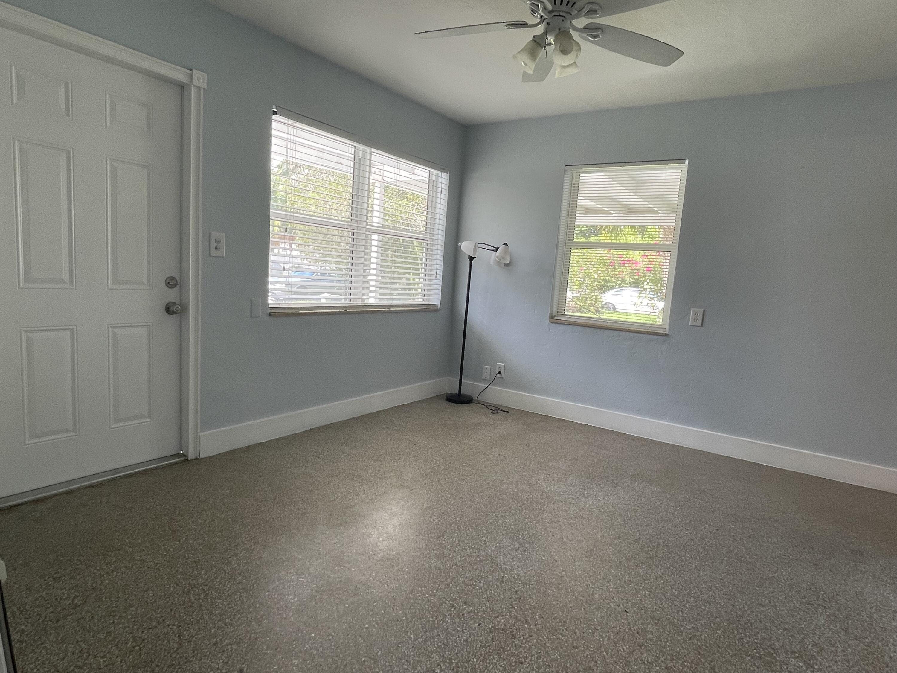 1481 Northeast 27th Street Pompano Beach, FL 33064 - Photo 11 of 21 LR