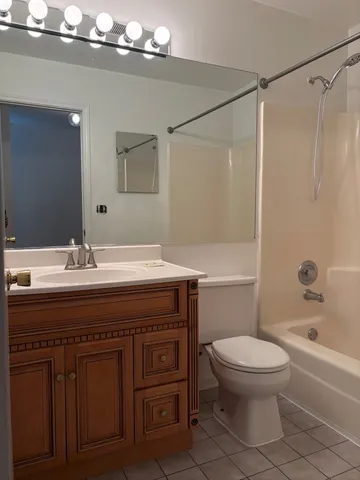 $2,200 | 723 Tiffany Court, Antioch, IL 60002