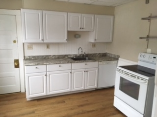 52 Riddle Street Manchester, NH 03102 - Photo 6 of 38