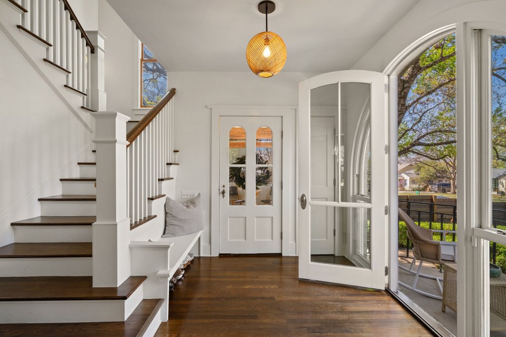 3107 Beverly Road Austin, TX 78703 - Photo 3 of 40 a view of entryway with wooden floor and front door