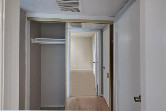 $950 | 5634 Boca Raton Boulevard, Unit 211, Fort Worth, TX 76112