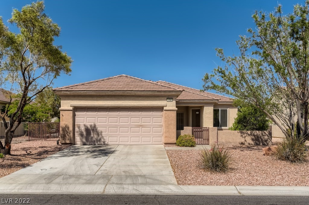 1767 Black Fox Canyon Road Henderson, NV 89052 - Photo 2 of 39