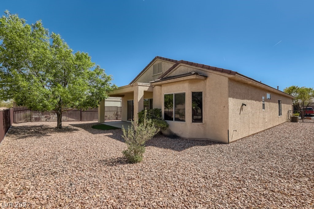 1767 Black Fox Canyon Road Henderson, NV 89052 - Photo 27 of 39