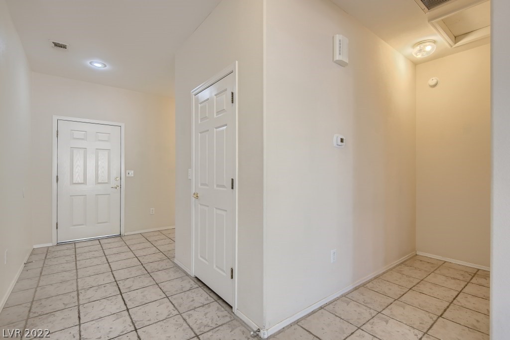1767 Black Fox Canyon Road Henderson, NV 89052 - Photo 5 of 39
