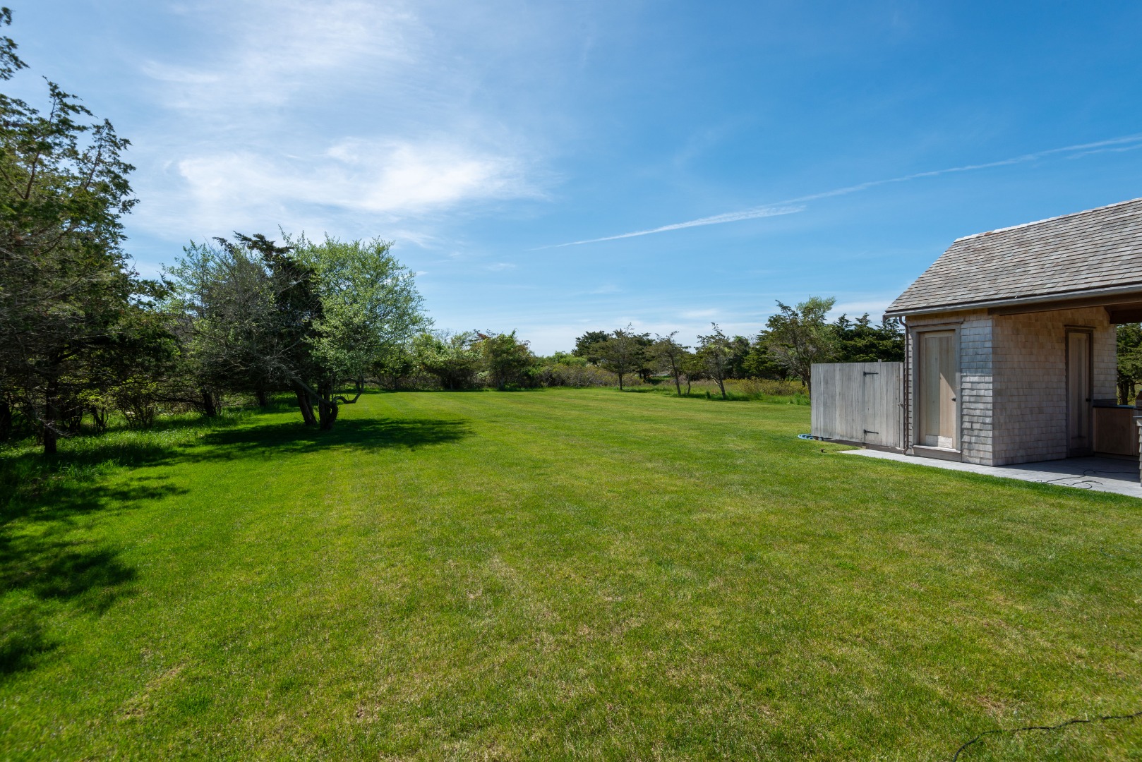 4 Windsor Road Nantucket, MA 02554 - Photo 4 of 57 Gallery Image 4