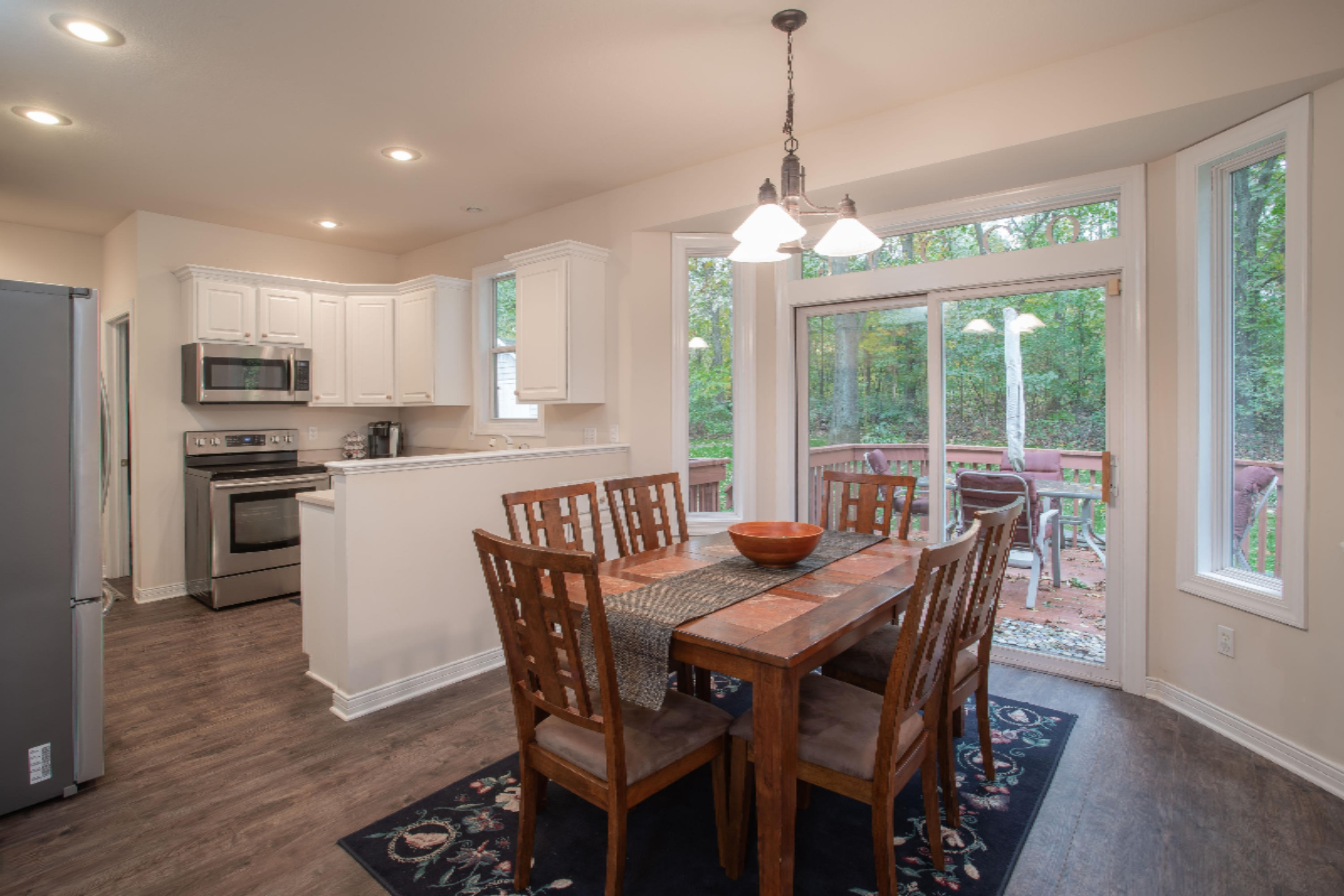 8871 Hathaway Road Kalamazoo, MI 49009 - Photo 8 of 30 8871_Hathaway_05
