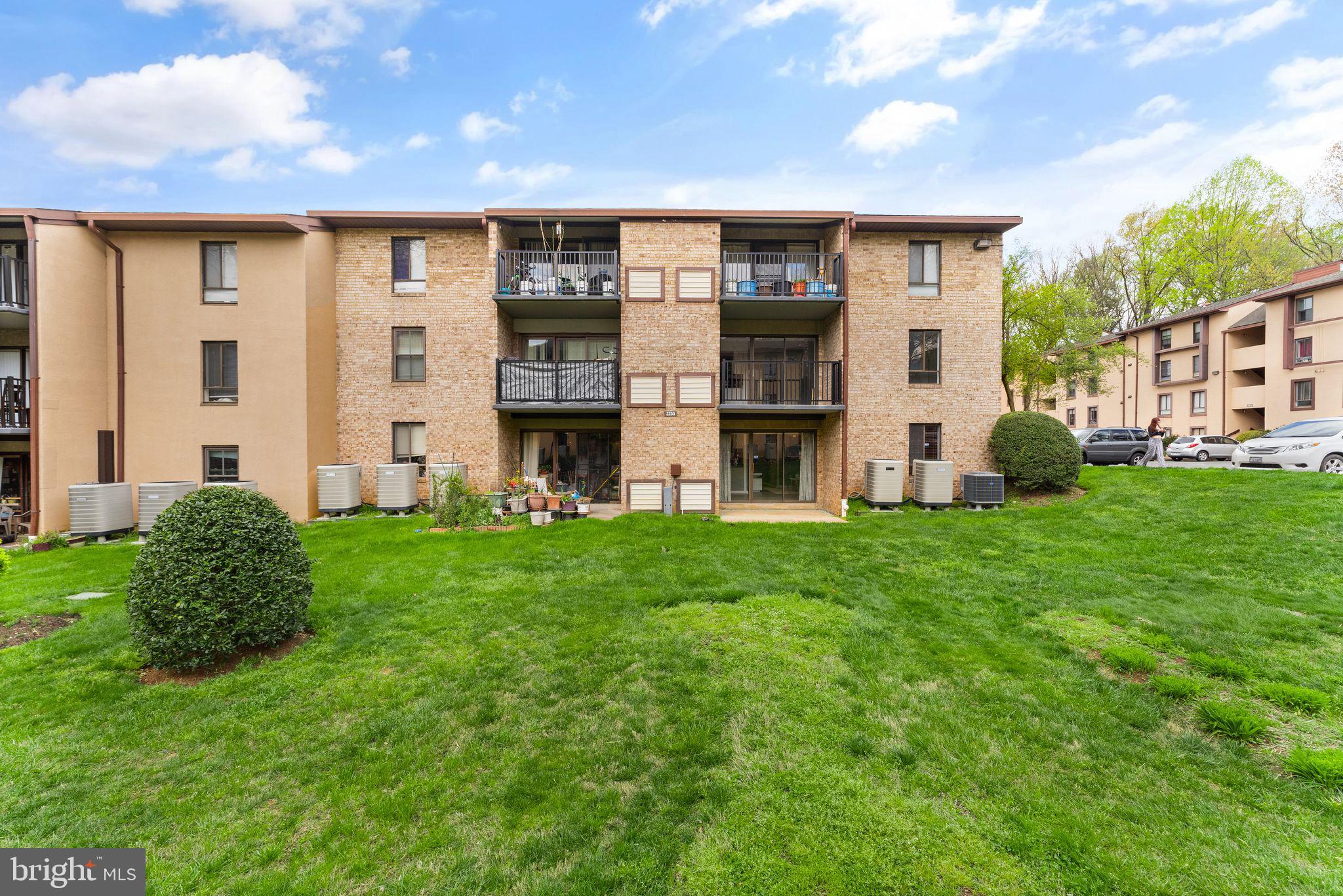 2230 Castle Rock Square, Unit 1B Reston, VA 20191 - Photo 32 of 38 Gallery Image 32