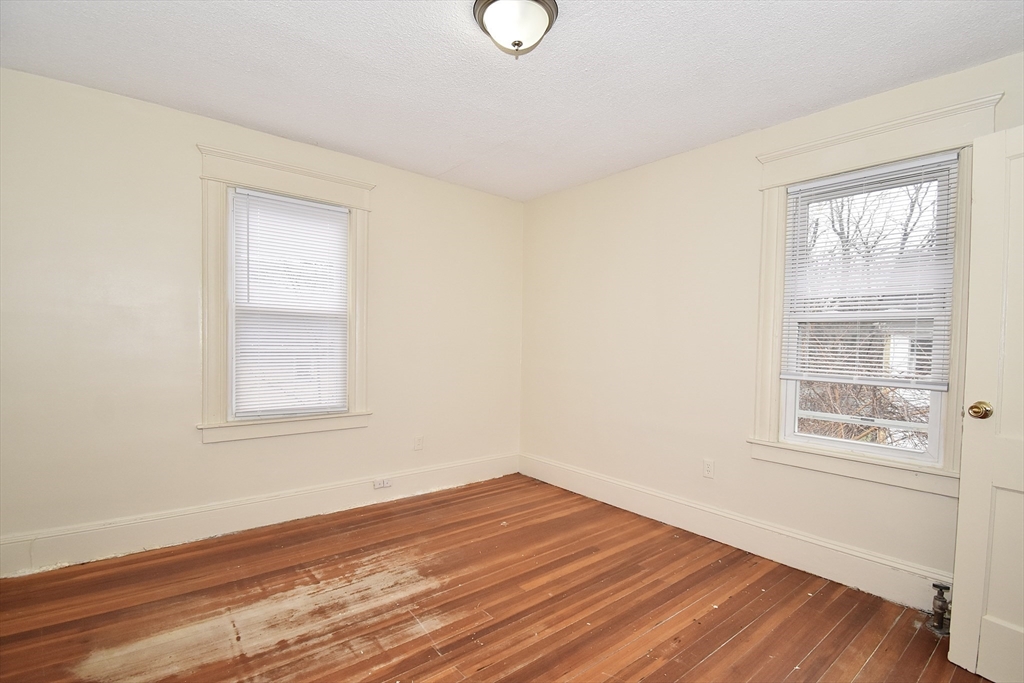 99-101 Middlesex Street Springfield, MA 01109 - Photo 12 of 25 Gallery Image 12