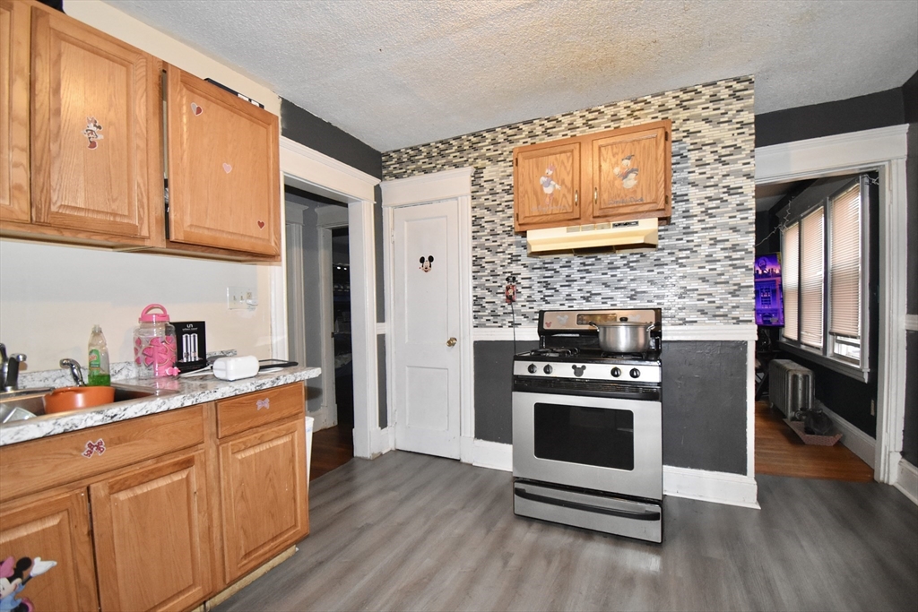 99-101 Middlesex Street Springfield, MA 01109 - Photo 19 of 25 Gallery Image 19