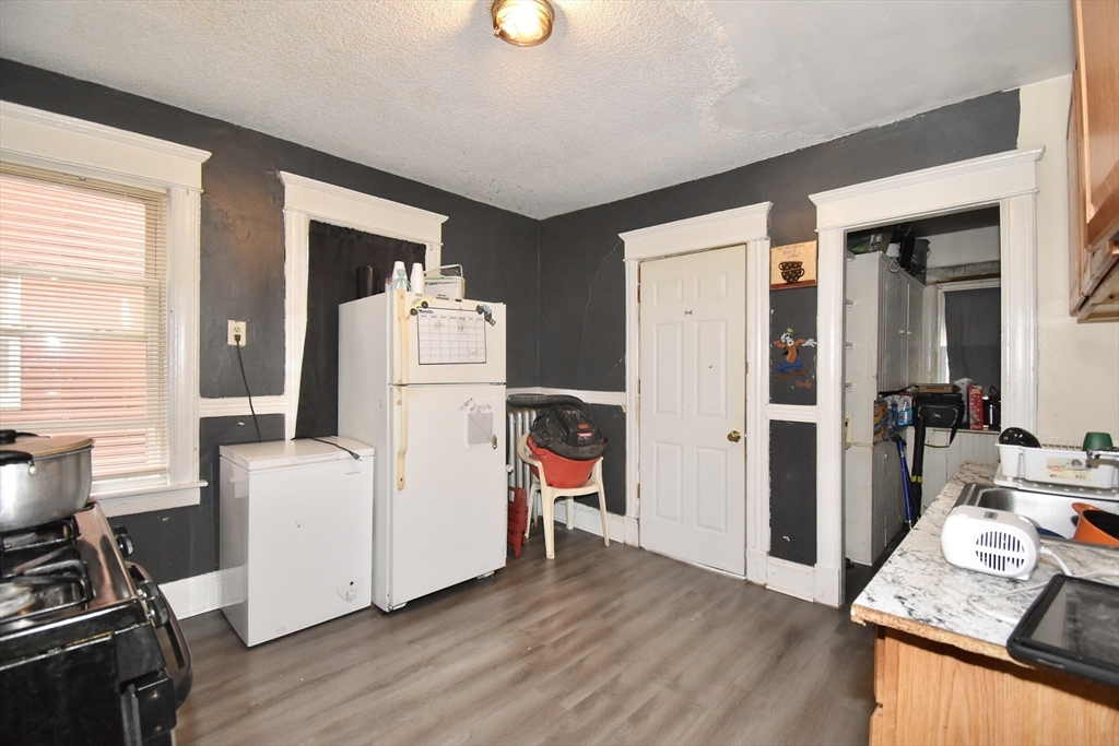 99-101 Middlesex Street Springfield, MA 01109 - Photo 20 of 25 Gallery Image 20