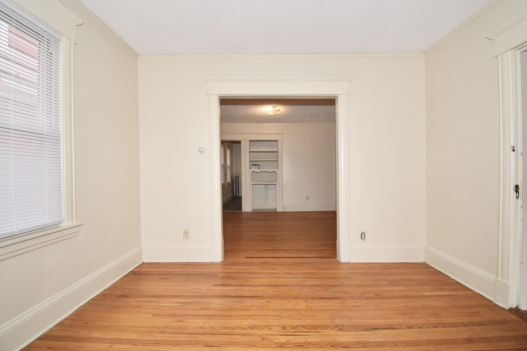 99-101 Middlesex Street Springfield, MA 01109 - Photo 3 of 25 Gallery Image 3