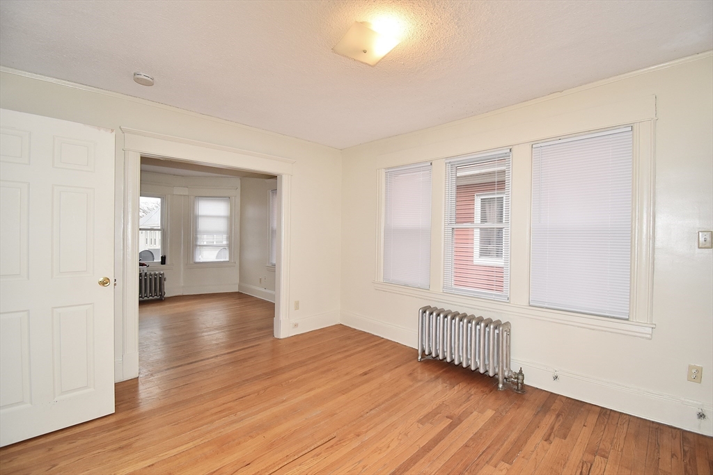 99-101 Middlesex Street Springfield, MA 01109 - Photo 4 of 25 Gallery Image 4