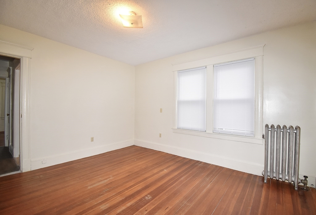 99-101 Middlesex Street Springfield, MA 01109 - Photo 10 of 25 Gallery Image 10