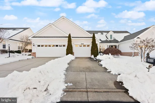 $585,000 | 6932 Walnut Hill Drive, Gainesville, VA 20155