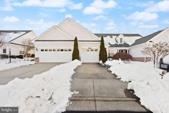 $600,000 | 6932 Walnut Hill Drive, Gainesville, VA 20155