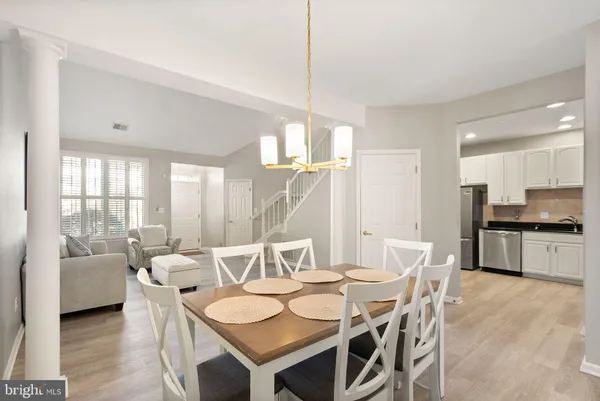 $575,000 | 6932 Walnut Hill Drive, Gainesville, VA 20155