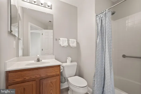 $575,000 | 6932 Walnut Hill Drive, Gainesville, VA 20155