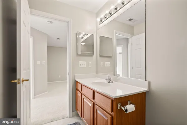 $575,000 | 6932 Walnut Hill Drive, Gainesville, VA 20155