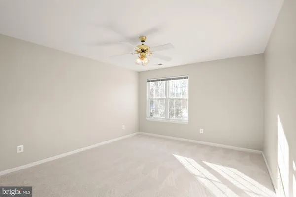 $575,000 | 6932 Walnut Hill Drive, Gainesville, VA 20155