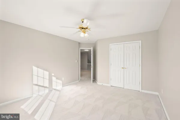 $575,000 | 6932 Walnut Hill Drive, Gainesville, VA 20155
