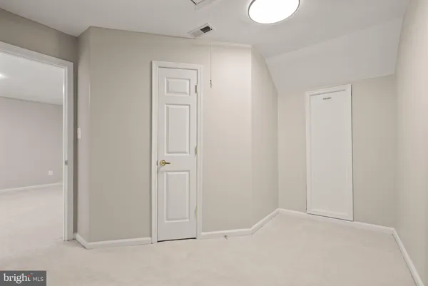 $575,000 | 6932 Walnut Hill Drive, Gainesville, VA 20155