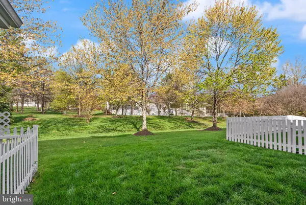 $575,000 | 6932 Walnut Hill Drive, Gainesville, VA 20155