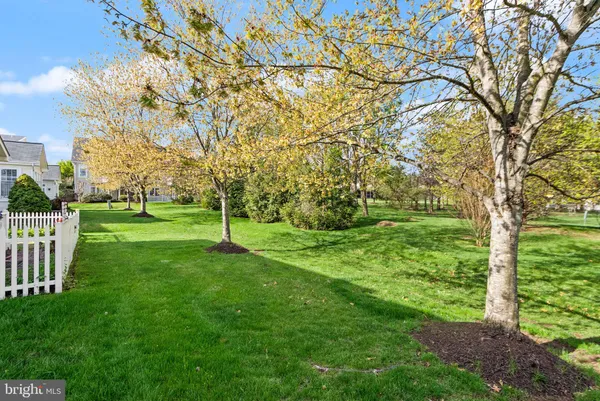 $575,000 | 6932 Walnut Hill Drive, Gainesville, VA 20155