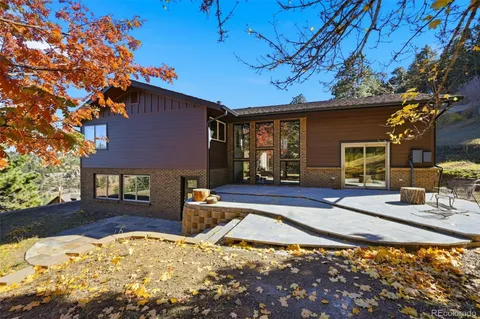 a house view with a outdoor space