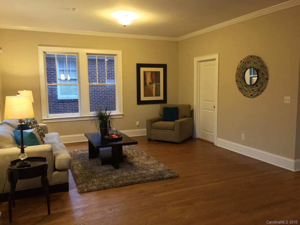 521 Grandin Road Charlotte, NC 28208 - Photo 9 of 23 a living room with furniture