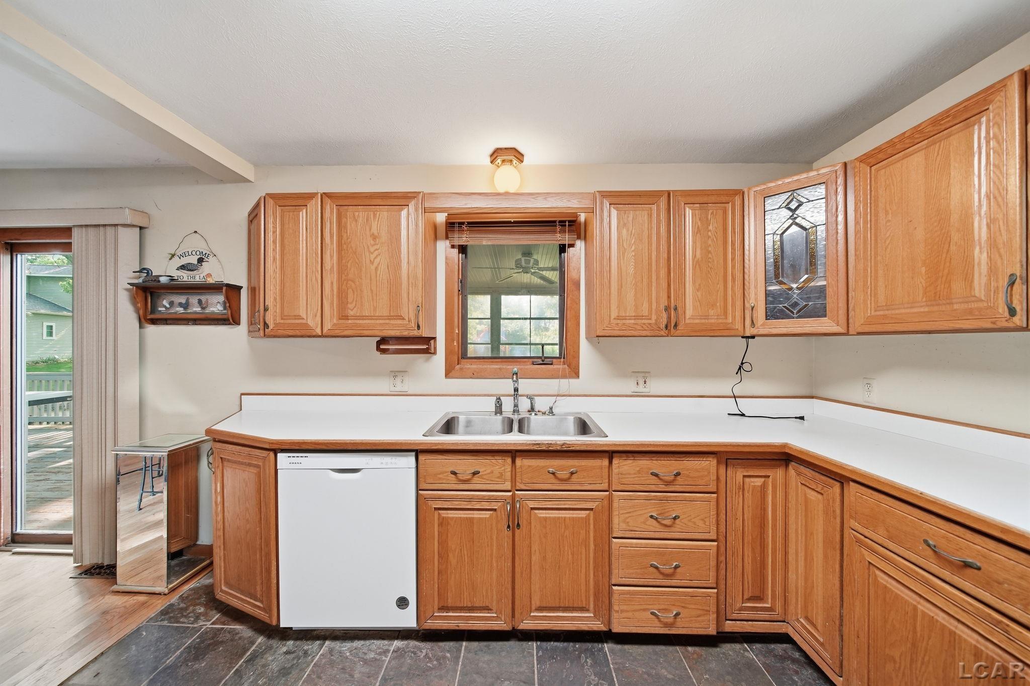 295 Ridgeway Drive Brooklyn, MI 49230 - Photo 13 of 49