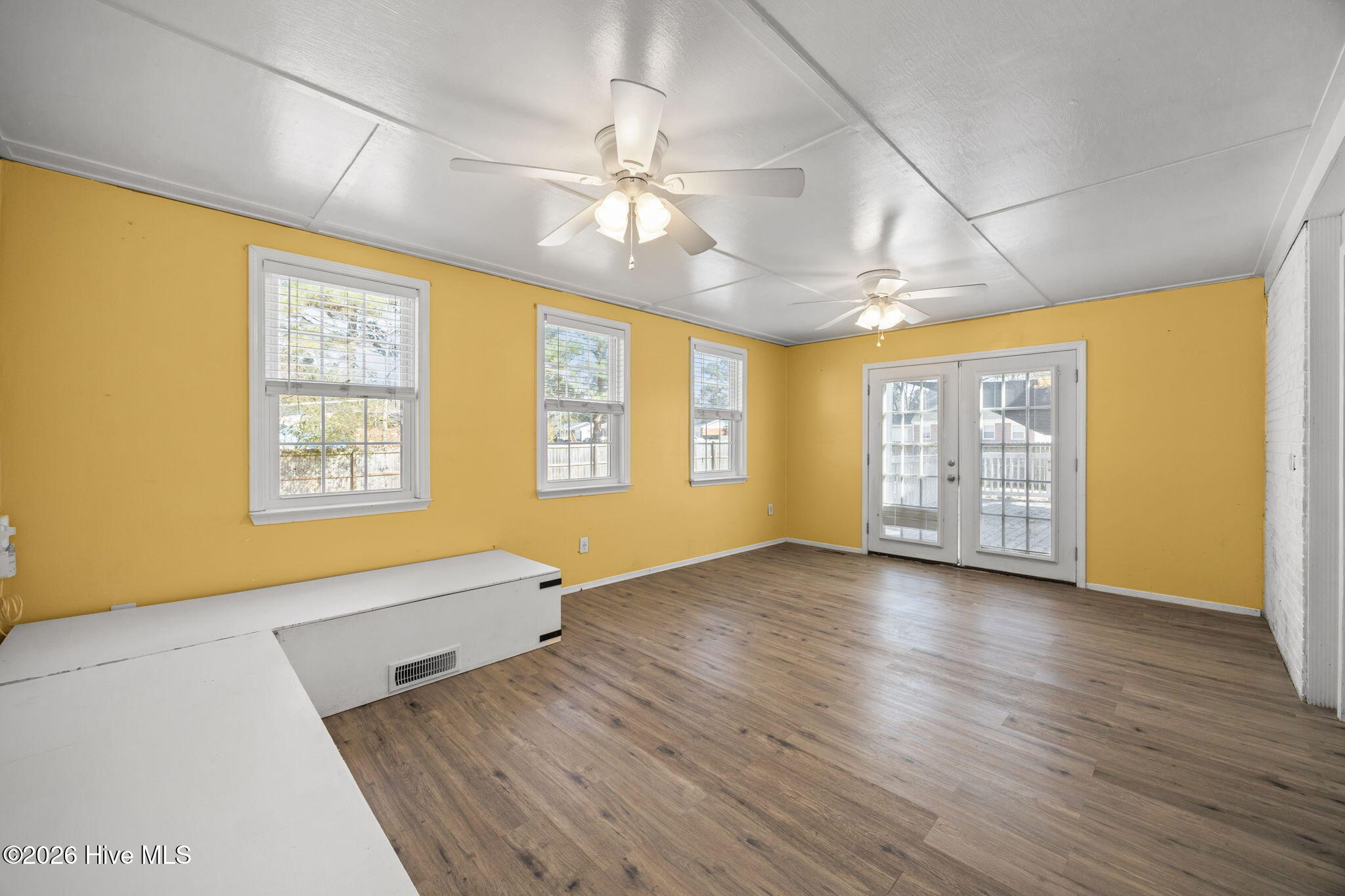 323 Cardinal Road Jacksonville, NC 28546 - Photo 11 of 22 323 Cardinal Road, Jacksonville, NC