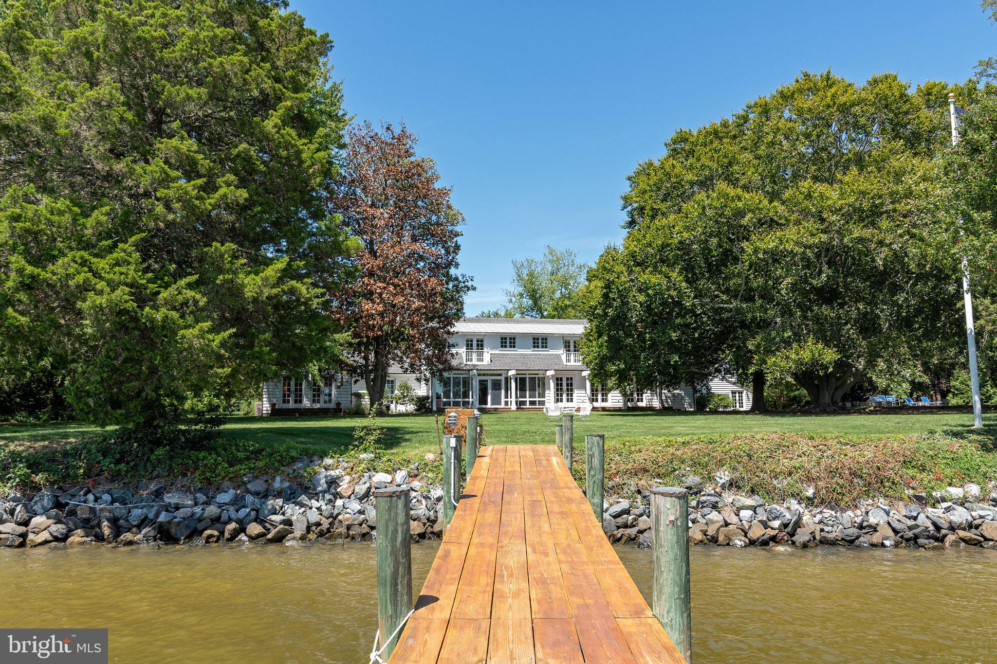 4471 World Farm Road Oxford, MD 21654 - Photo 9 of 42 Charming waterfront retreat awaits.