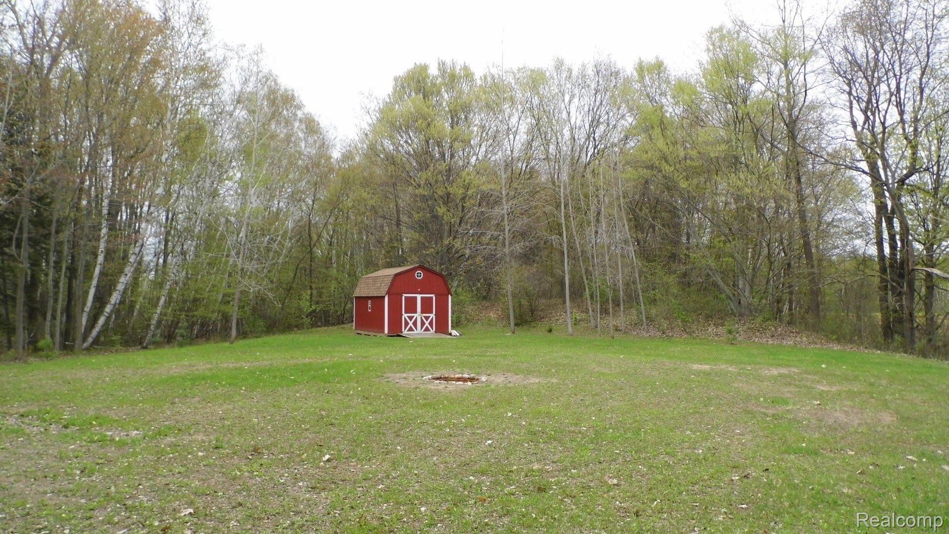 614 East Brown Road Mayville, MI 48744 - Photo 1 of 13 SANY0020.JPG