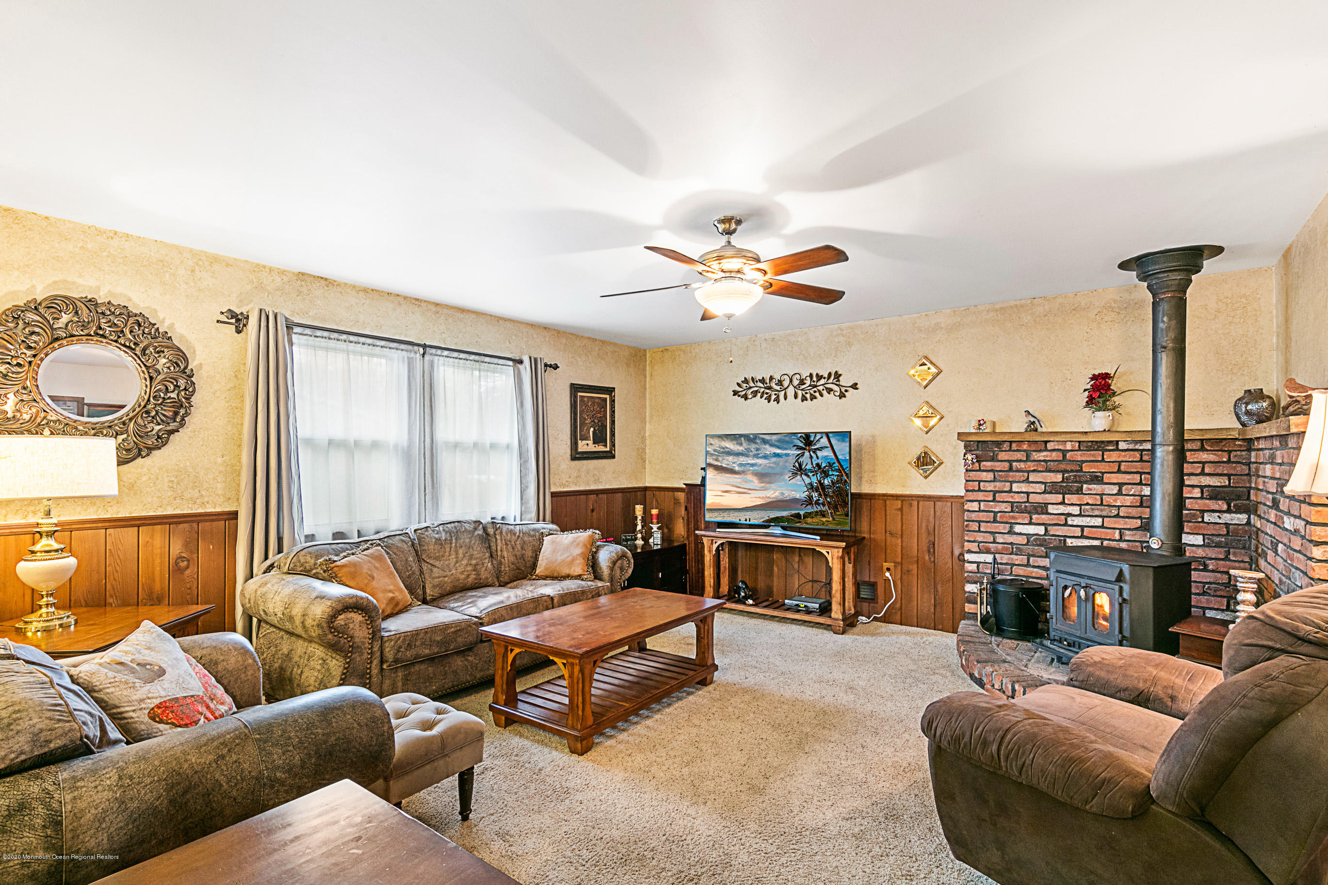 5025 Megill Road Farmingdale, NJ 07727 - Photo 12 of 31 5025MegillOnline-16